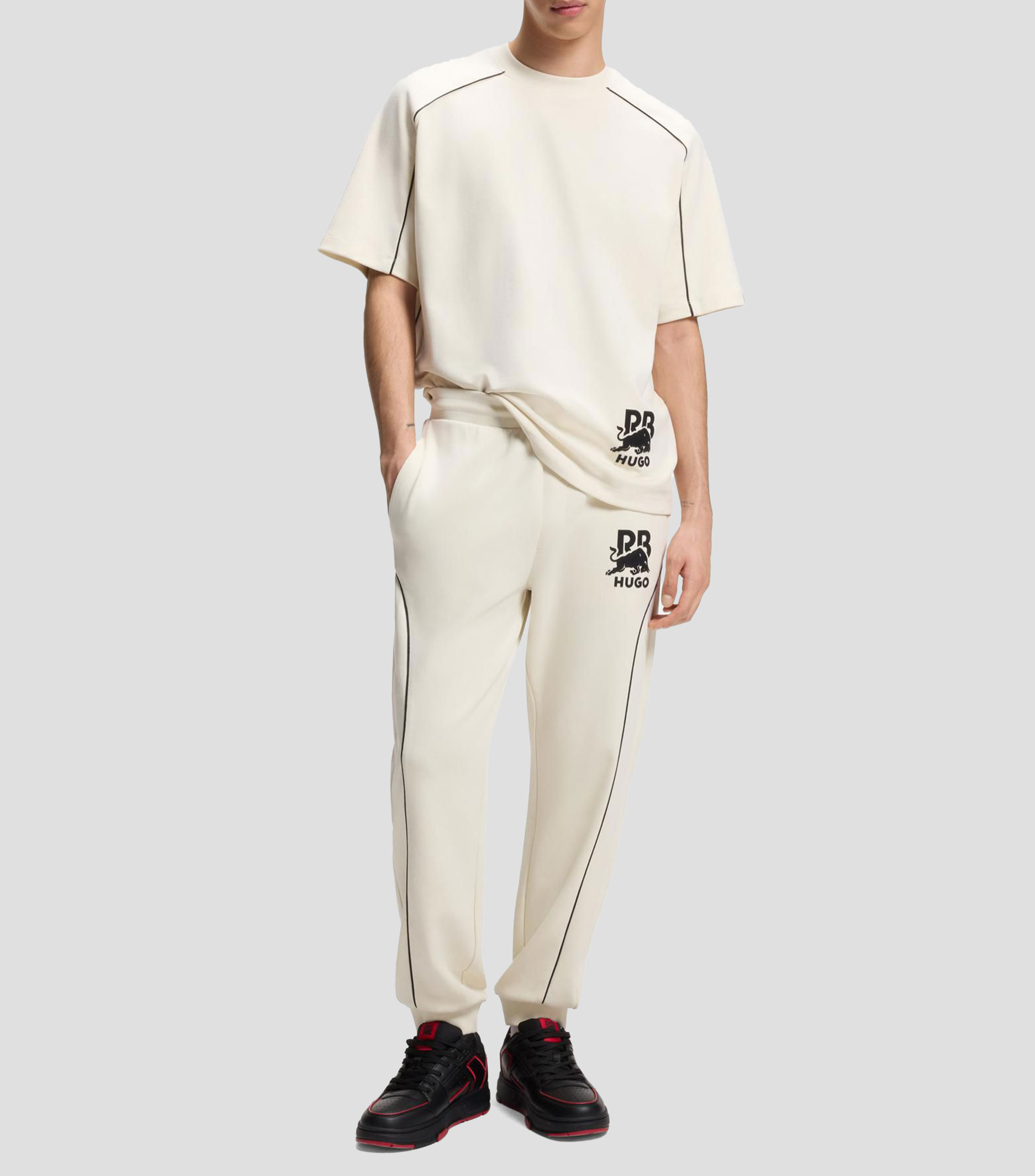 Playera Hugo x RB de algodón con ribetes en contraste Hombre